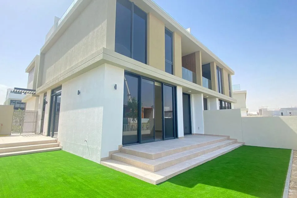 4-beds-villa